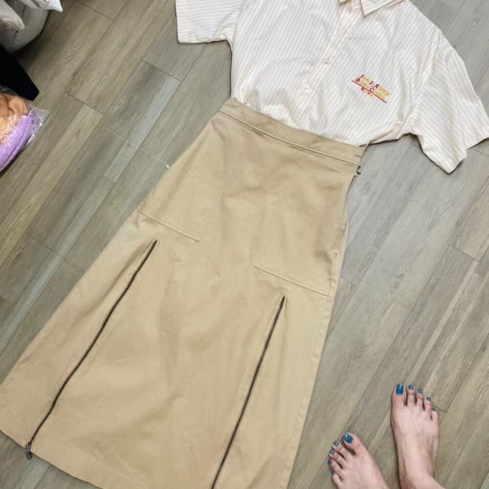 White brown dress